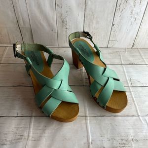Sundance Sandals Wooden Leather Heeled Green Women 39/8.5 Strappy Shoe
